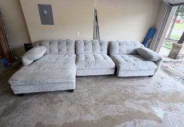 Sectional couch