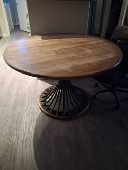 Round table 45 pick up or drop off