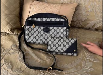 Authentic vintage Gucci purse and wallet