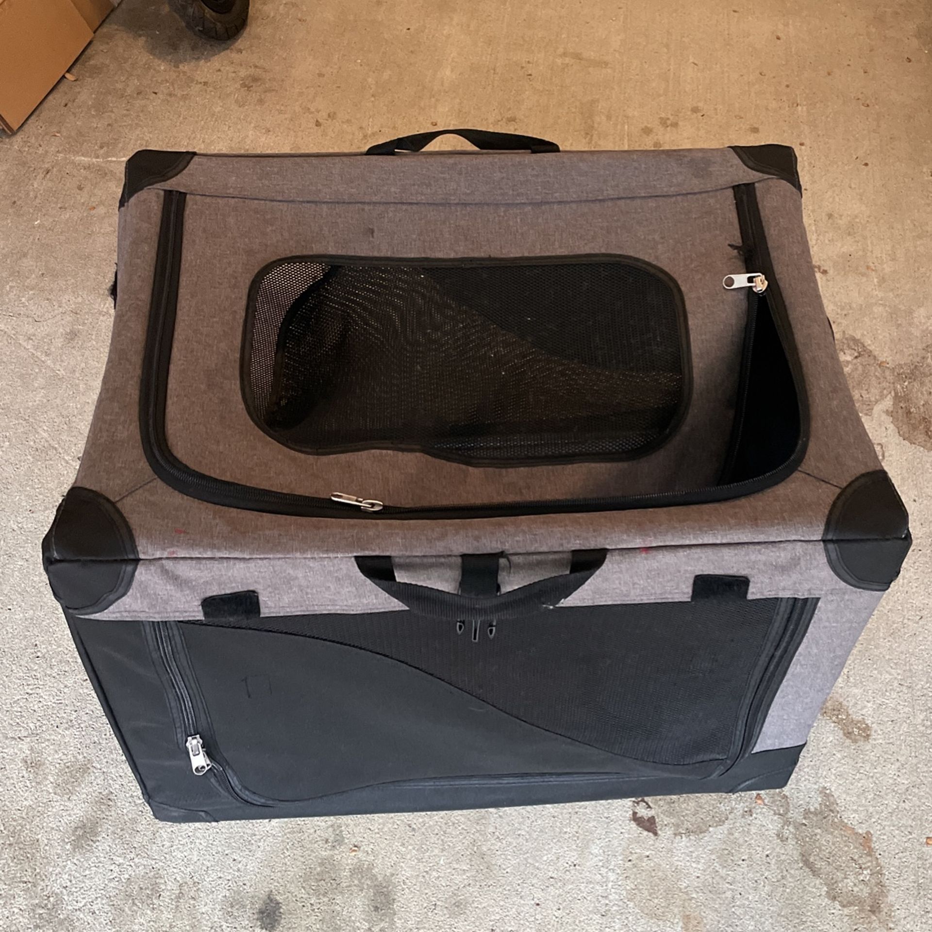 Light Weight Zipper Pet Cage