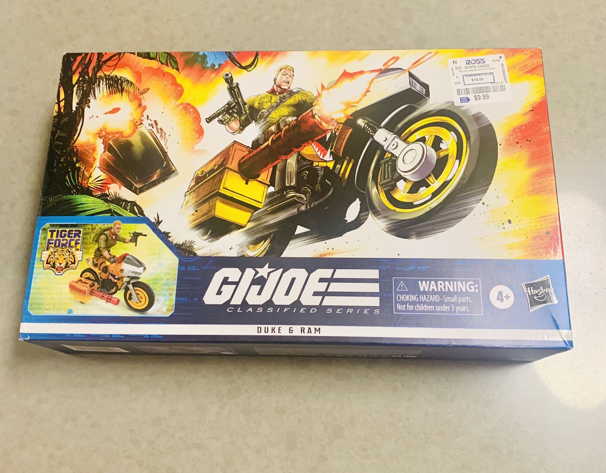 G.I. Joe Classified Target Exclusive Tiger Force Duke with Ram Cycle New in Box