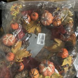 New - 20 Inch Front Door Fall Autumn Wreath Decoration
