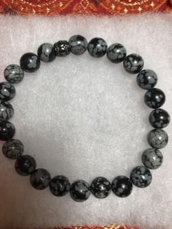 Snow flakes obsidian bracelet