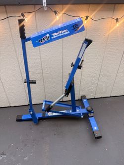 Baseball pitching machine