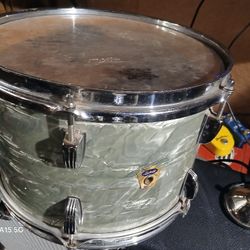 Vintage 1960s  Ludwig  12in × 9in. Tom. In Good Shape For Its Age