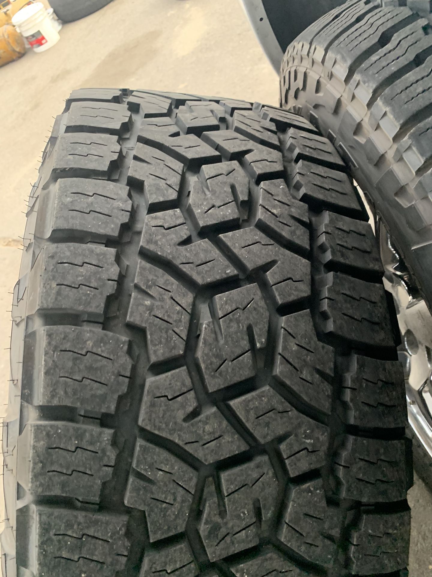 5x139.7 5x135 Universal 5 Lug Wheels 20s for Sale in Selma, CA OfferUp