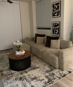 LIVING ROOM SET