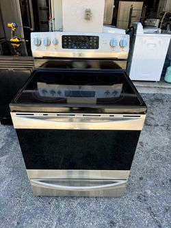 Stove Good condition everything works fine