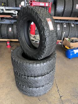 LT 265/70R18 BFGOODRICH All-Terrain T/A full tires set 