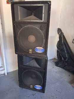 Yamaha speakers pevey