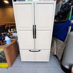 Kitchen Aid Built-in French Door Bottom Mount Refrigerator 