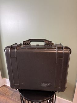 Pelican 1550 Case Padded  (Black)