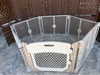 Play pen