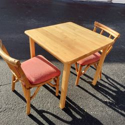 ✨ Space Smart Solid Wood Table Set 😍 Built to Last! ✨