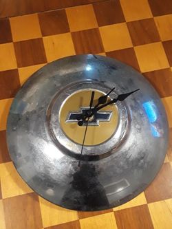 Vintage Dogdish Hubcap Clock