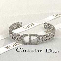 A girl's hot bracelet
