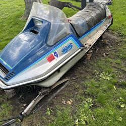 Yamaha SS 440cc Snowmobile 