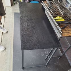 Black Table Desk