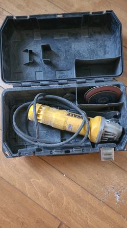 Dewalt Electric Angle Grinder type 4 DWE402 # 76