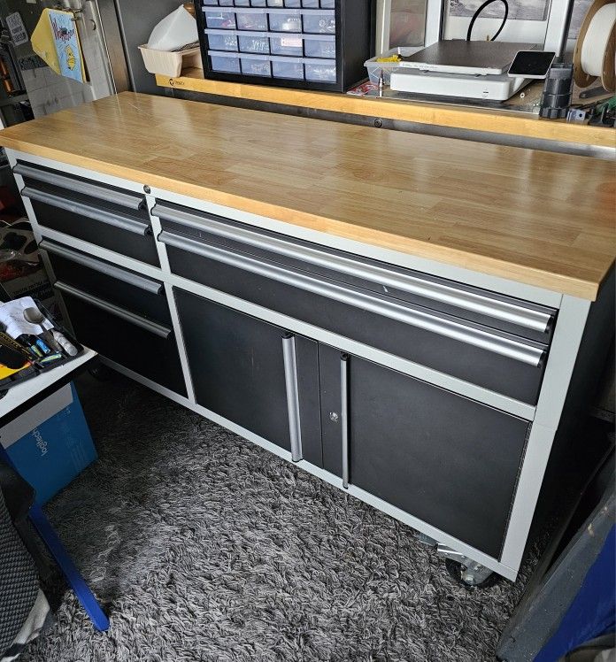 Combo Toolbox And Work Bench Setup, Good Condition, Keys Included, Table Top Is Roughly 24in X 6ft, PRICE IS FIRM