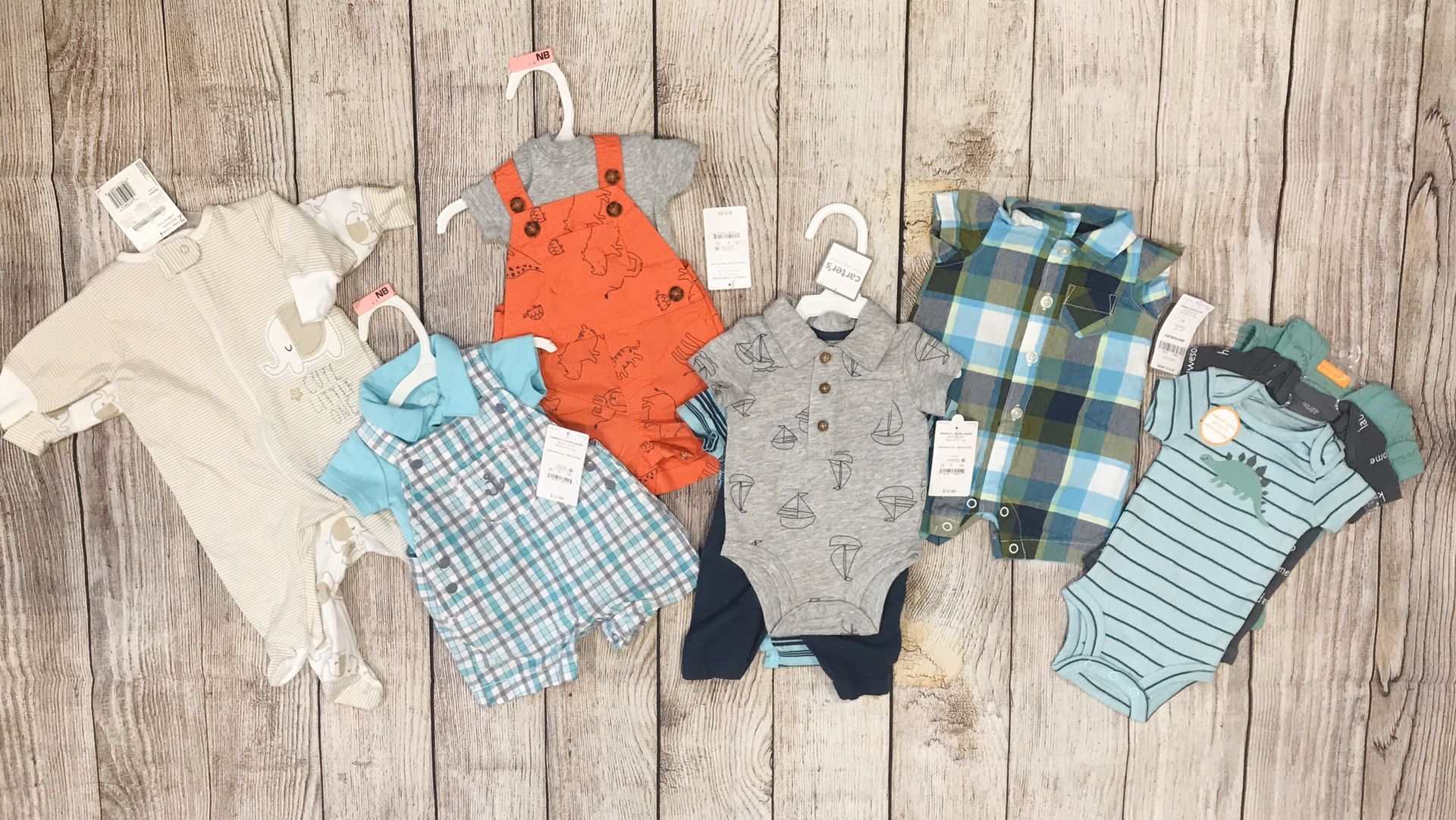 Newborn baby clothes bundle