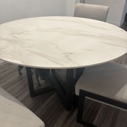 dining table/set  $500 OBO 