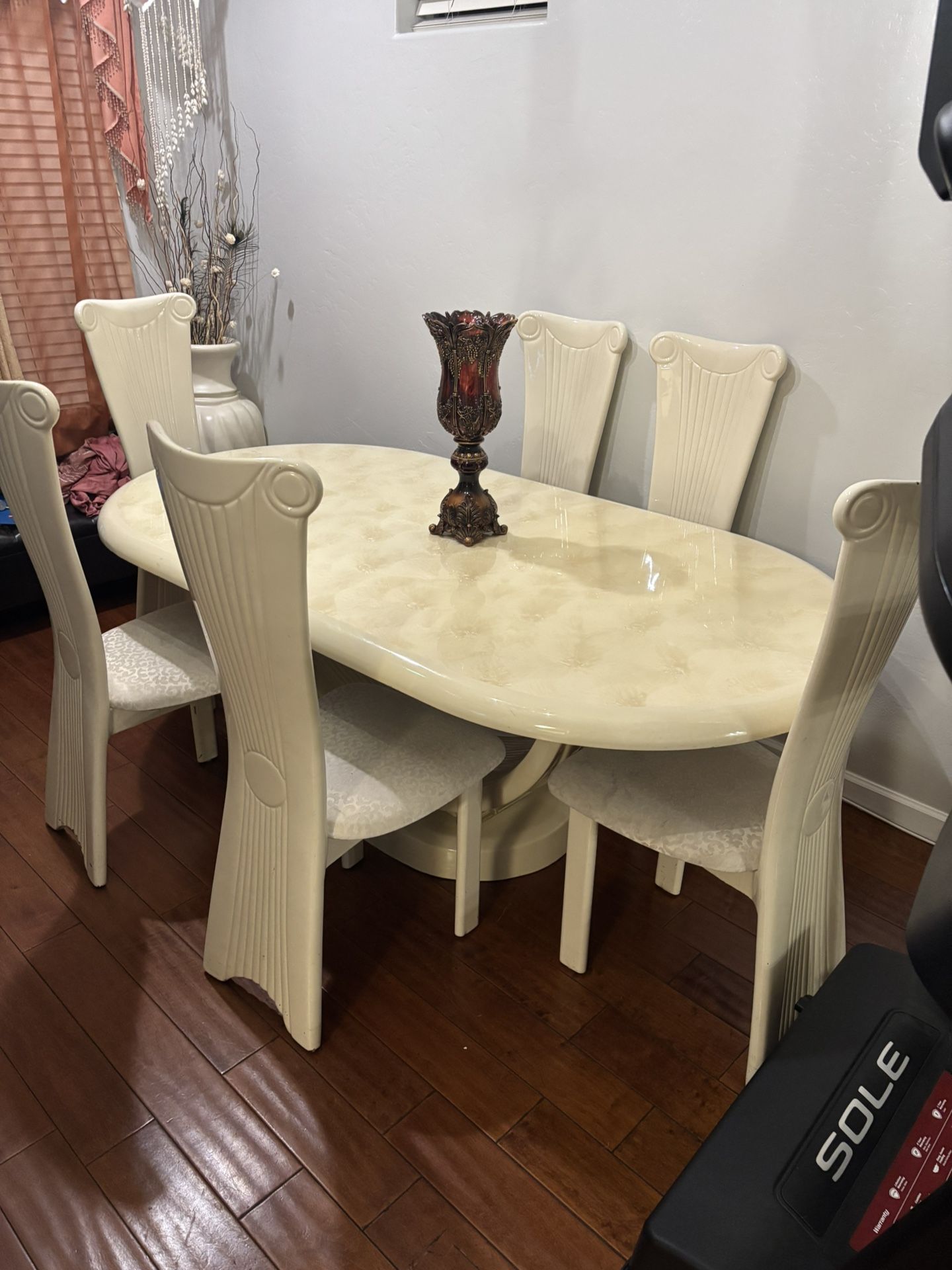 Fancy Dining Table
