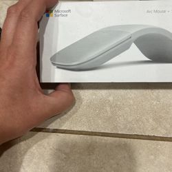 Microsoft Surface Arc Mouse