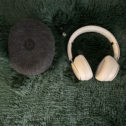 Beats Solo Pro - Ivory