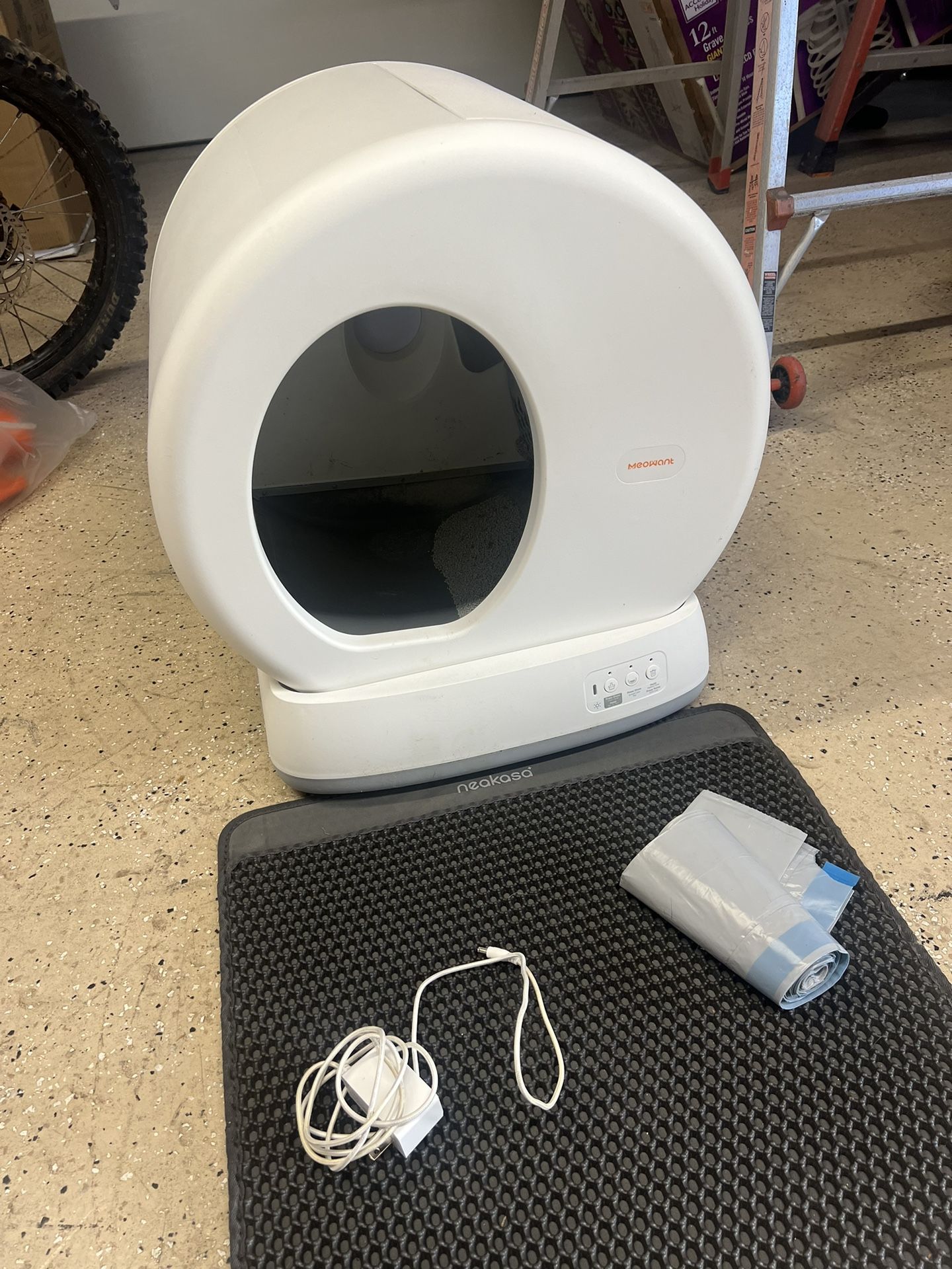 MEOWANT Cat Litter Box