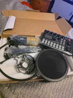 . New studio / podcast setup