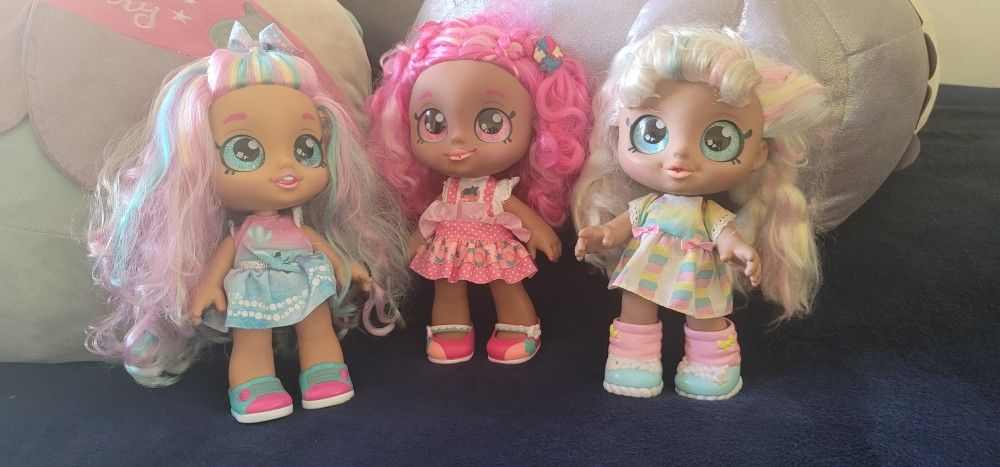 3 Kindi Dolls...