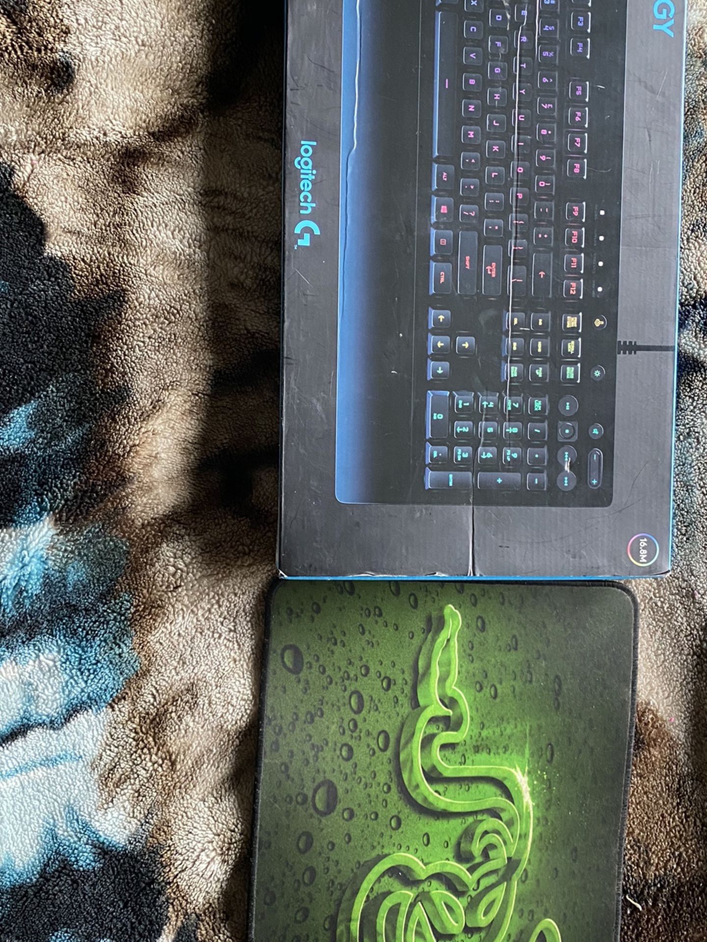 Logitech gaming keyboard and gaming mouse pad