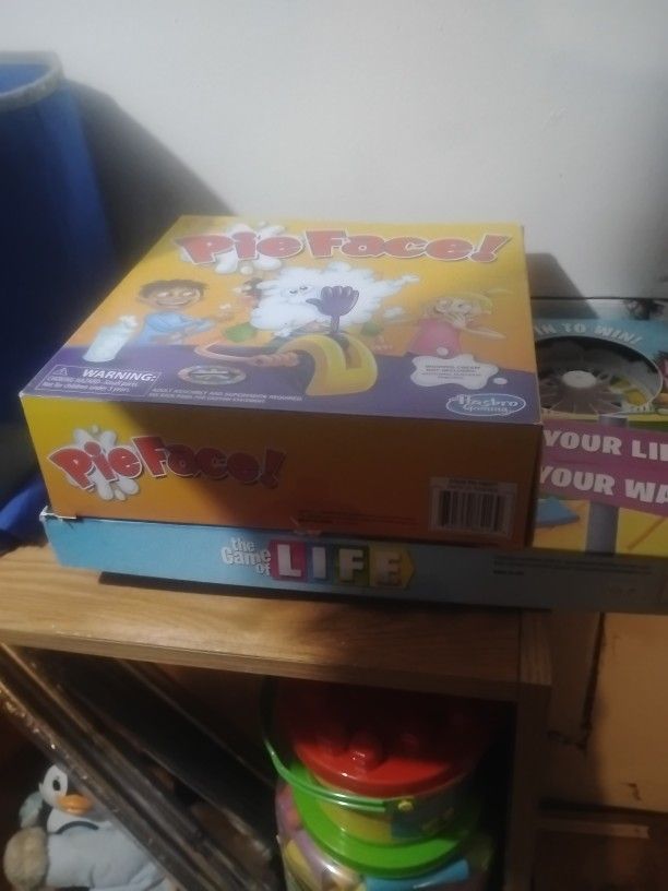 Board Games LIFE & Pie Face