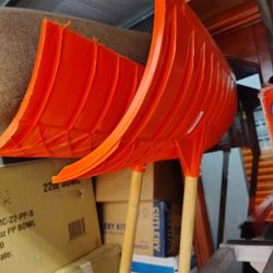 Bigfoot Snow Shovel 