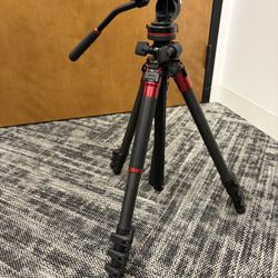 3Pod Orbit Tripod With Fluid HEad