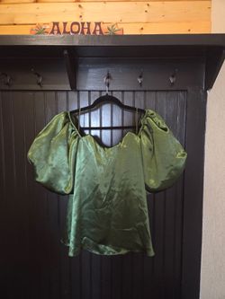 Beautiful Emerald Green Designer Blouse with fitted insert. Caroline Constas. Retail 200$
