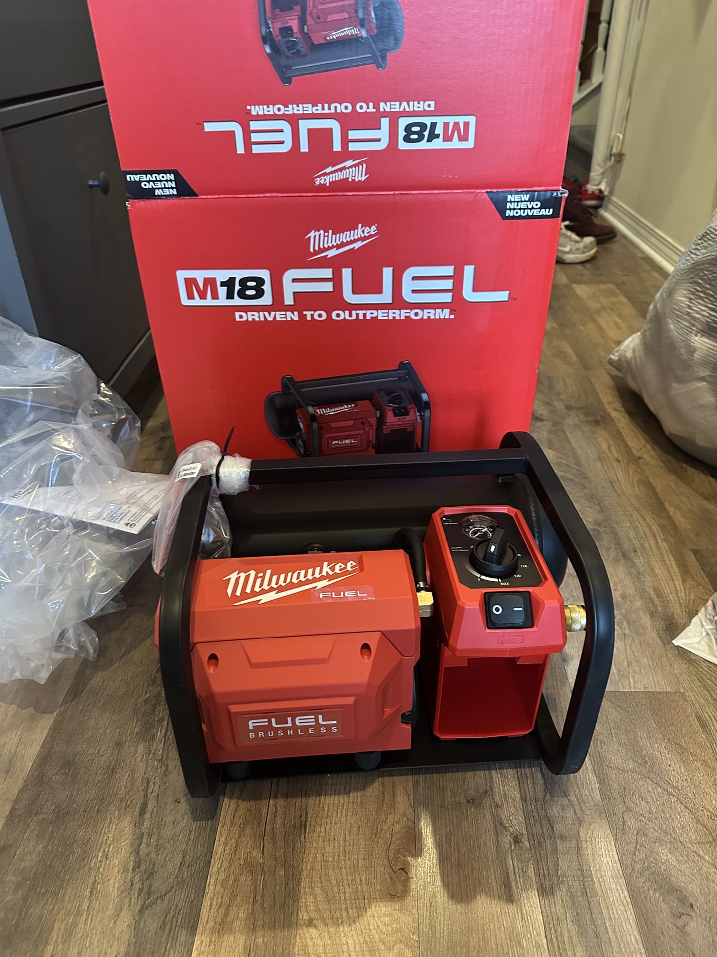 Cordless Milwaukee Fuel  M18 2 Gallon Air Compressor 