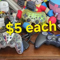 Playstation 2 Ps2 Controllers $5 Each 