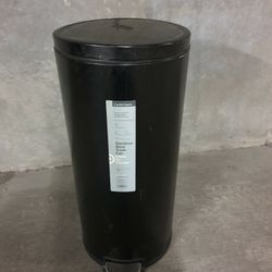 Trash Bin