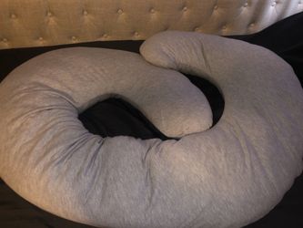 Pregnancy pillow