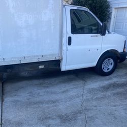 Selling  My Box Truck 