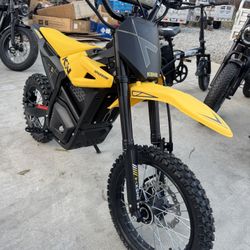 Electric Dirtbike 41mph Brand New 