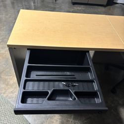 Desk And 2 Chair