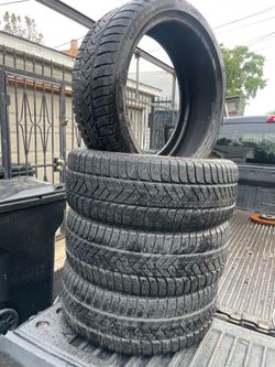 225 40 r19