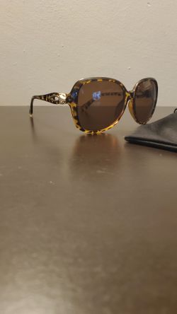 Oversized women's sunglasses.