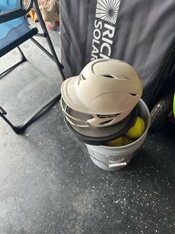 Easton fastpitch girls helmet