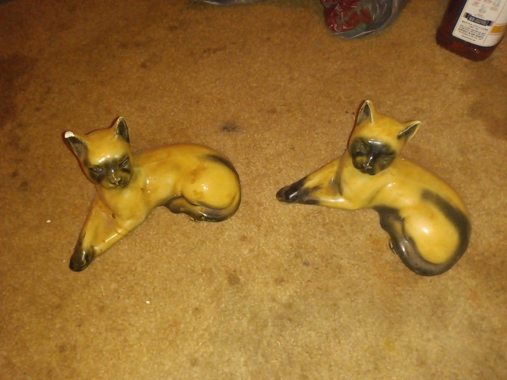 Vintage Ceramic Cats For Sale 
