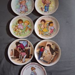 Vintage Avon Mini Plates Mother's Day 81-87
