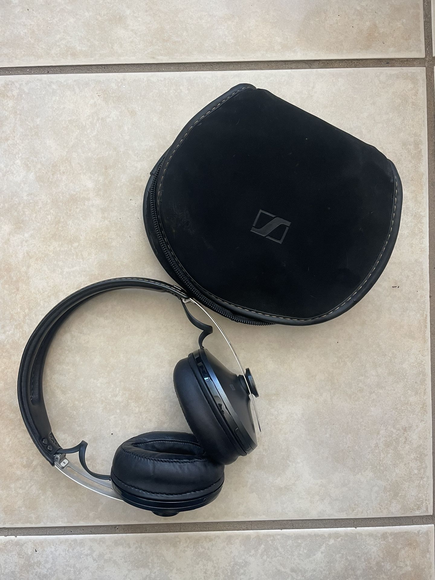 Sennheiser HD1 Headphones 